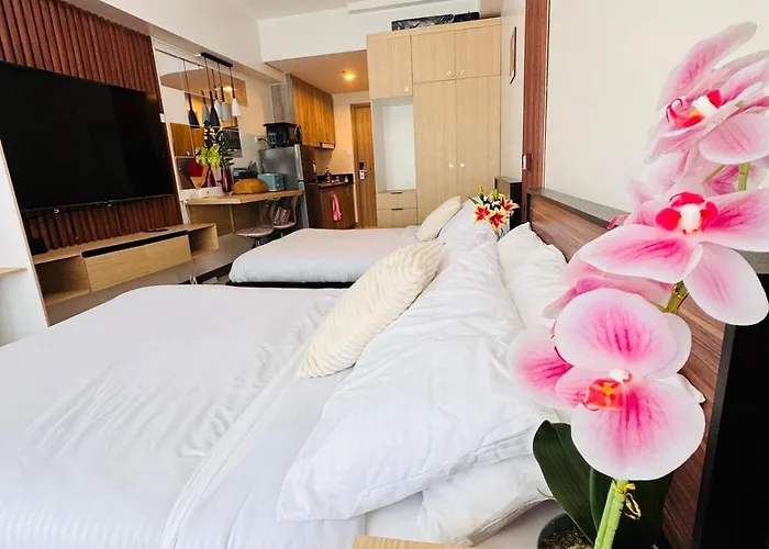 2 Bed's Unit At Picc Near Moa Manila